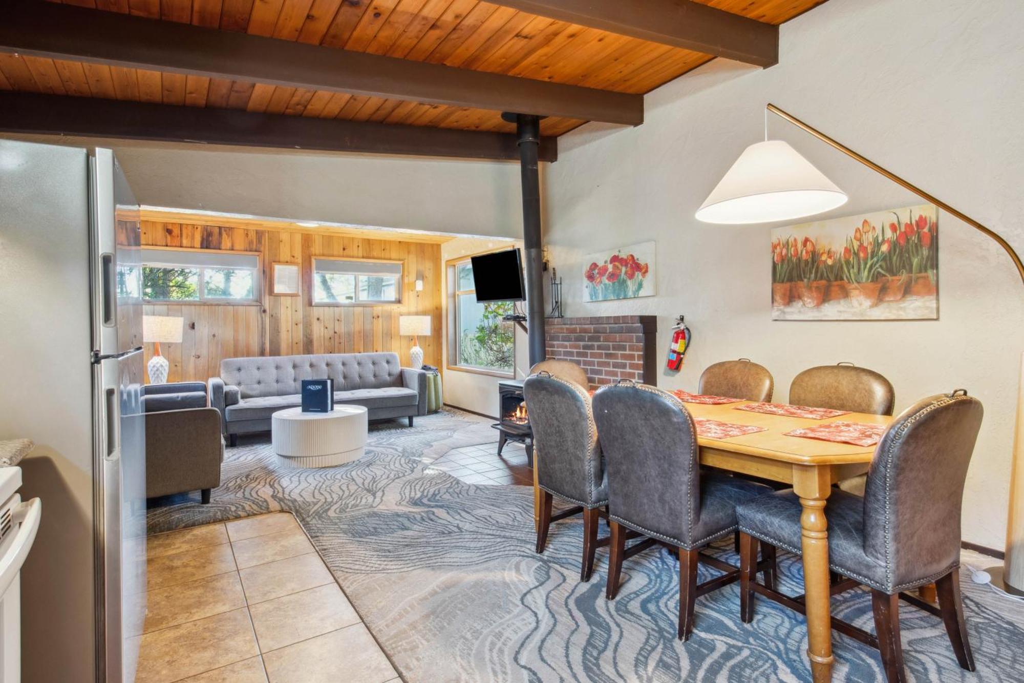 Adobe Resort Yachats Exterior photo